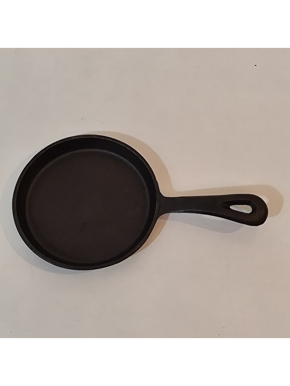 Galerie Mini 5” Cast Iron Egg Frying Pan Griddle Outdoor Camping Survival Tool